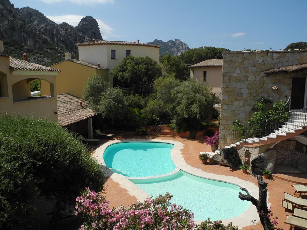 Hotel San Pantaleo Exterior foto
