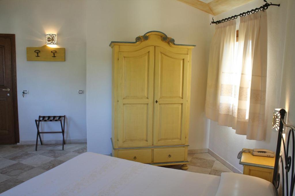 Hotel San Pantaleo Quarto foto