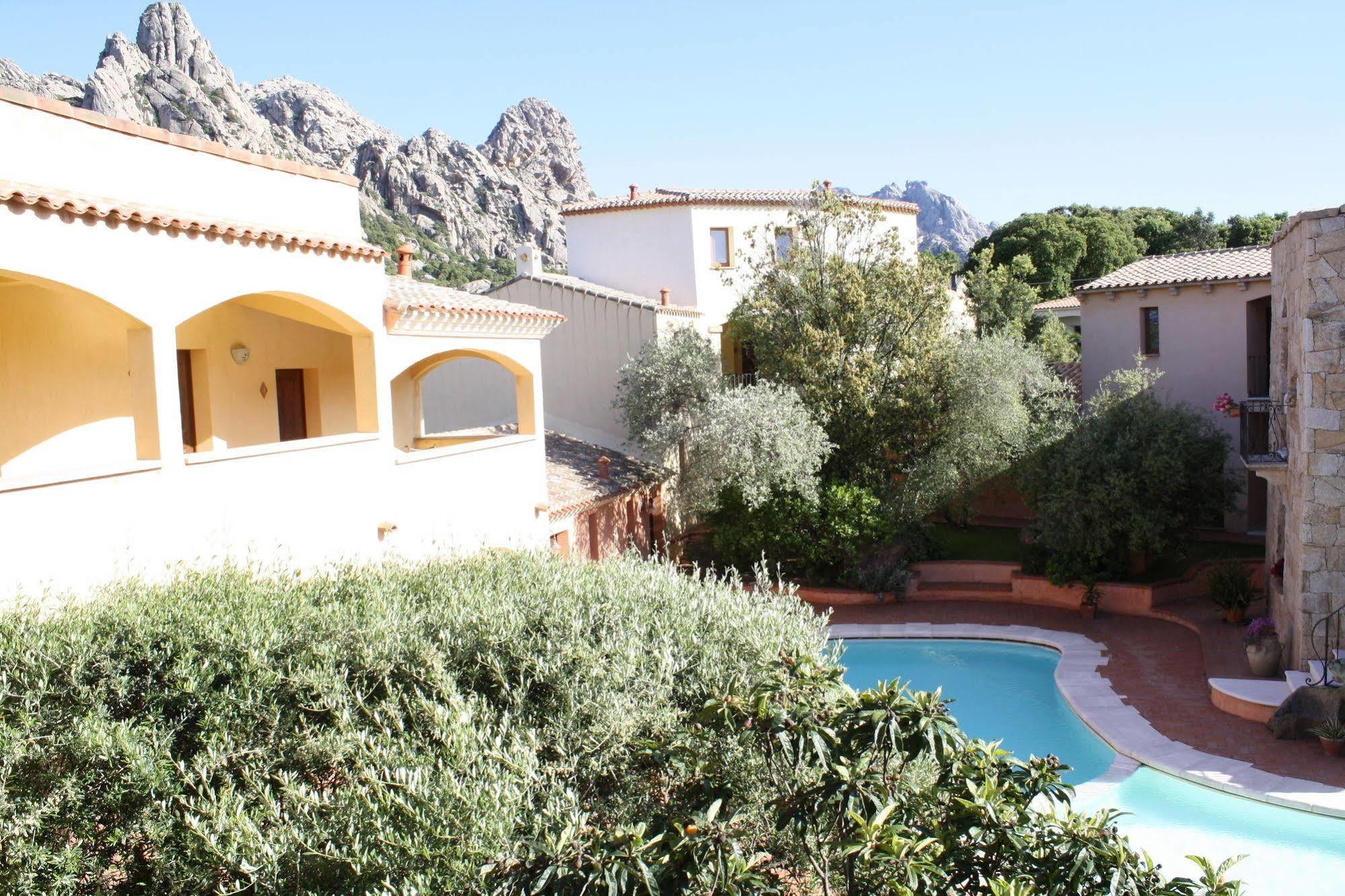 Hotel San Pantaleo Exterior foto